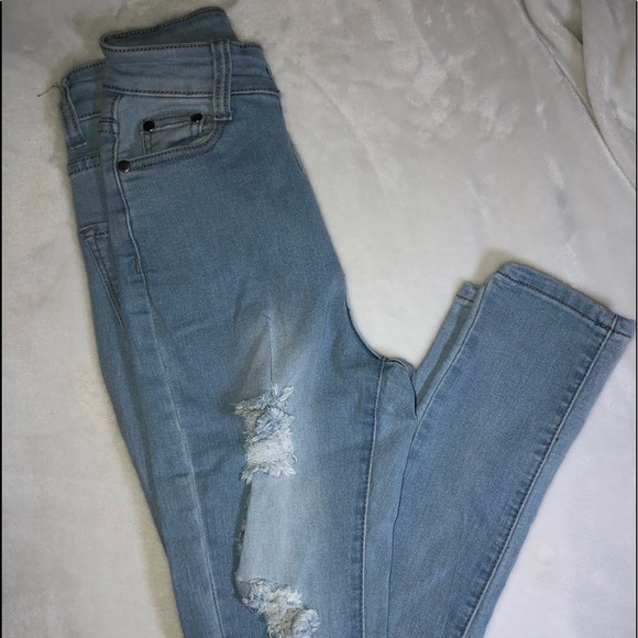 Drive To The Ocean Jeans - Light Blue Wash - Picture 2 of 8